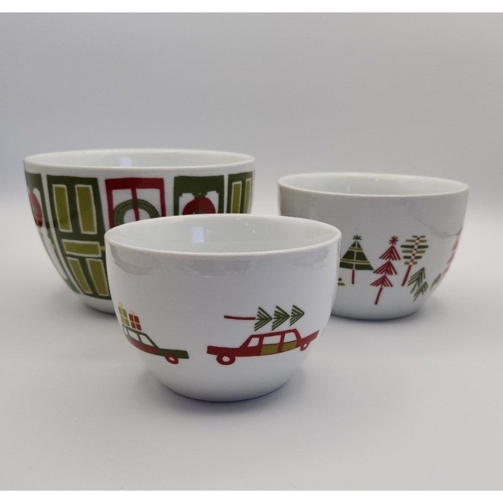 Crate & Barrel Holiday Nesting Bowls set of 3